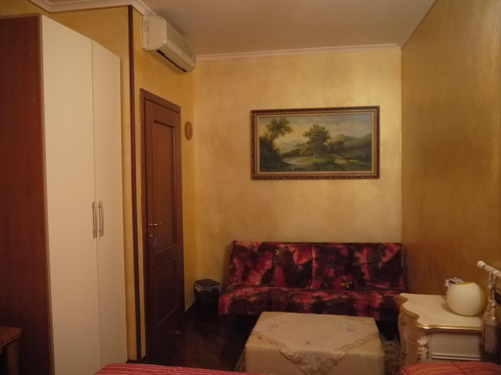 B&B Green Home 菲乌米奇诺 客房 照片